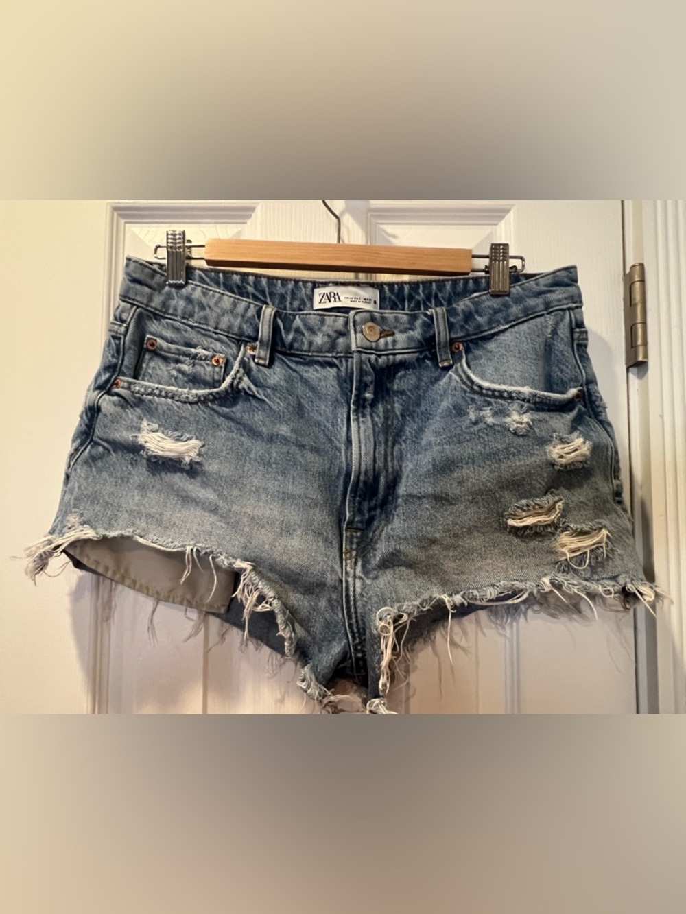 ZARA high waisted Washed Blue Distressed Denim Cutoff Shorts